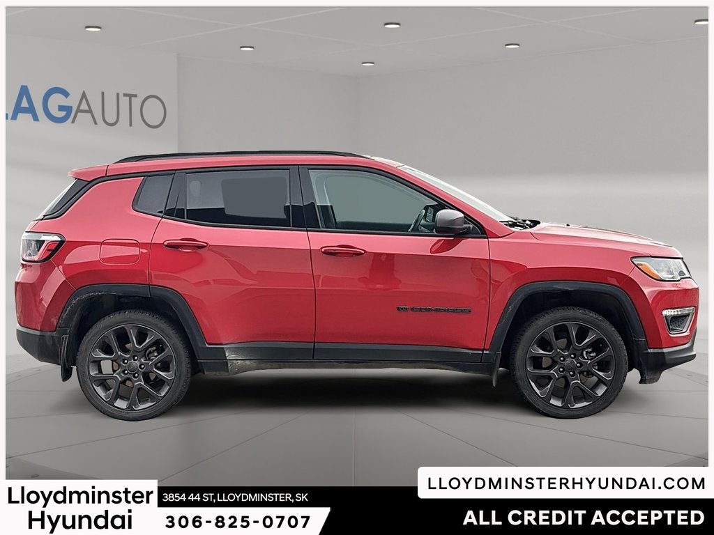2021 Jeep Compass North in Lloydminster, Saskatchewan - 4 - w1024h768px