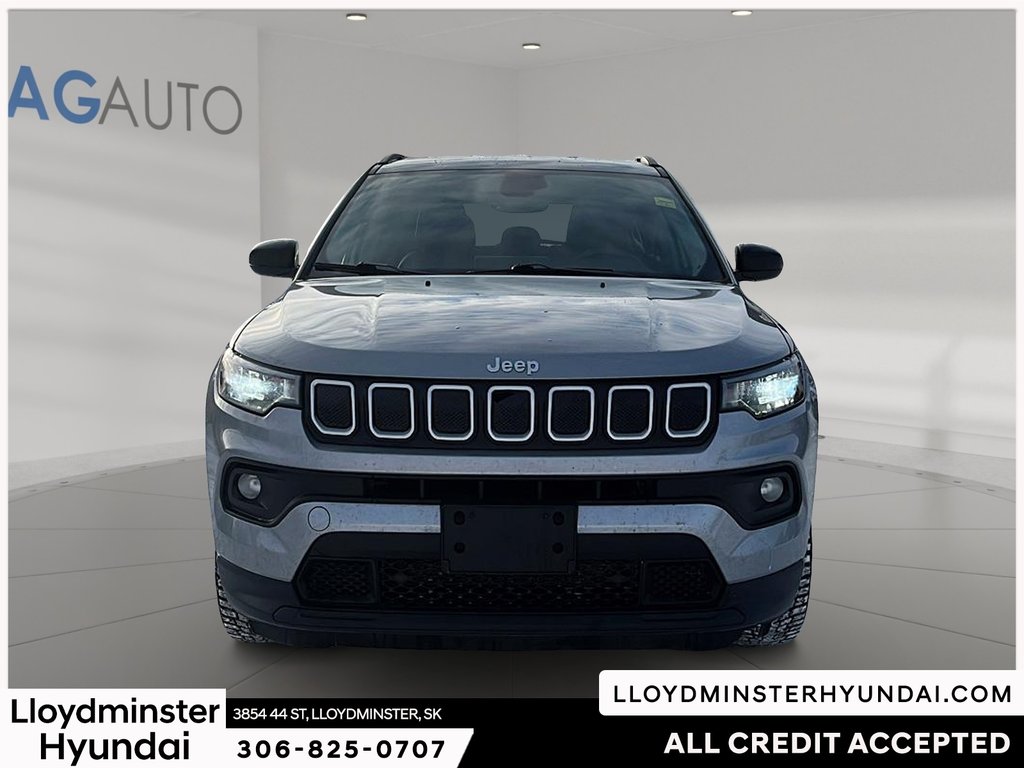 2022 Jeep Compass North in Lloydminster, Saskatchewan - 2 - w1024h768px