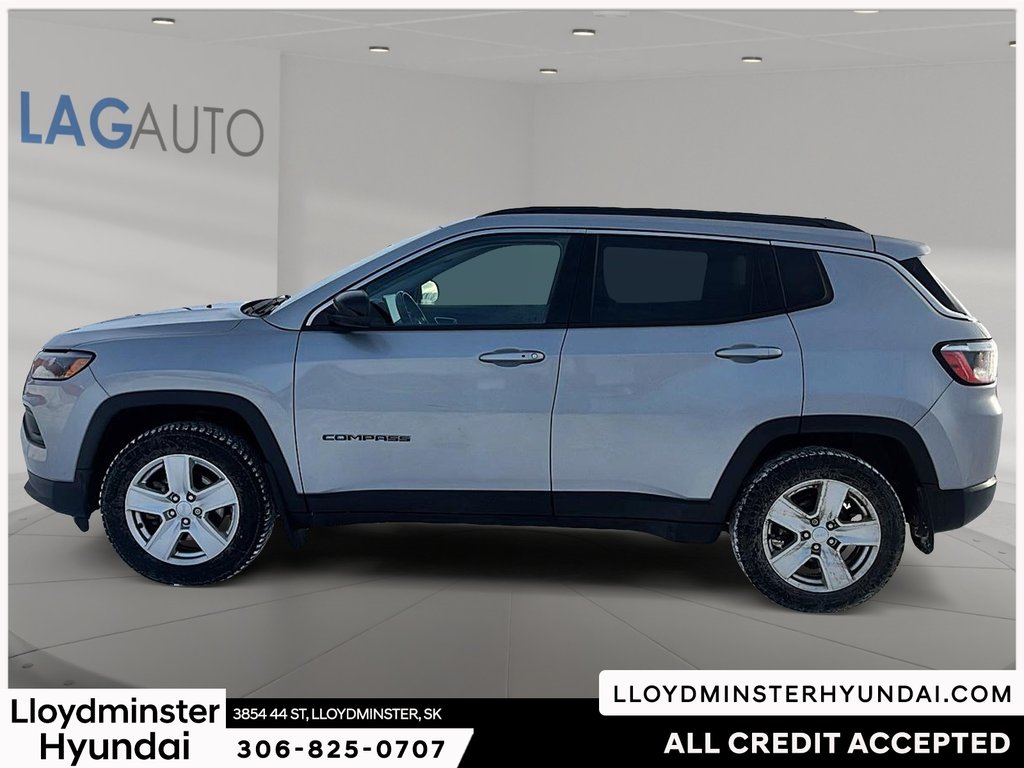 2022 Jeep Compass North in Lloydminster, Saskatchewan - 8 - w1024h768px