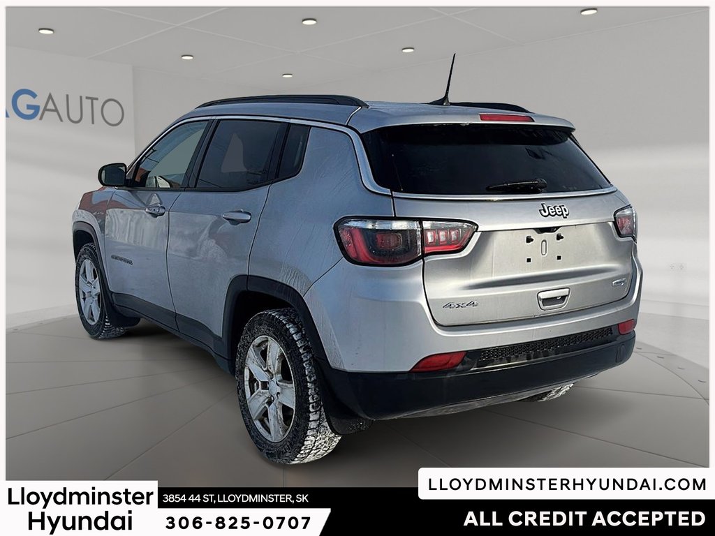 2022 Jeep Compass North in Lloydminster, Saskatchewan - 7 - w1024h768px