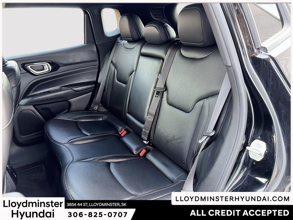 2024 Jeep Compass Altitude in Lloydminster, Saskatchewan - 13 - w1024h768px