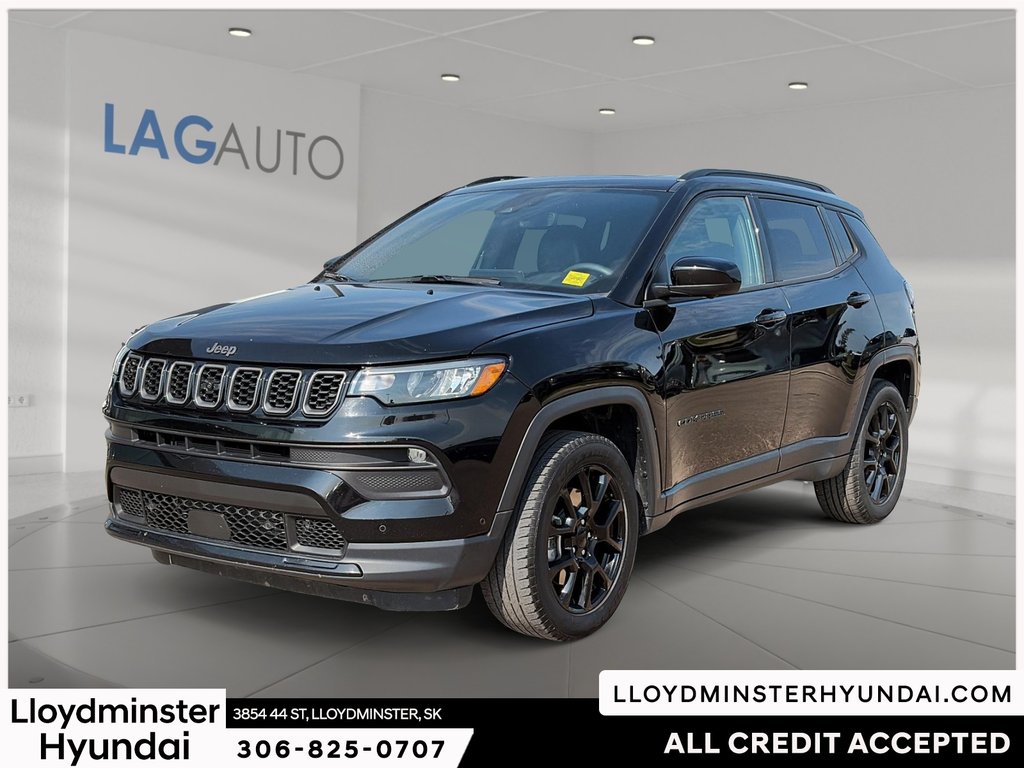 2024 Jeep Compass Altitude in Lloydminster, Saskatchewan - 1 - w1024h768px