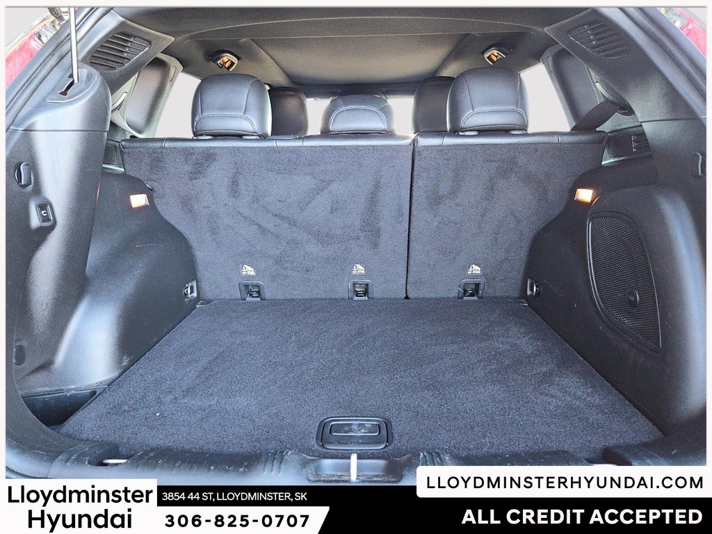 2024 Jeep Compass Trailhawk in Lloydminster, Saskatchewan - 9 - w1024h768px