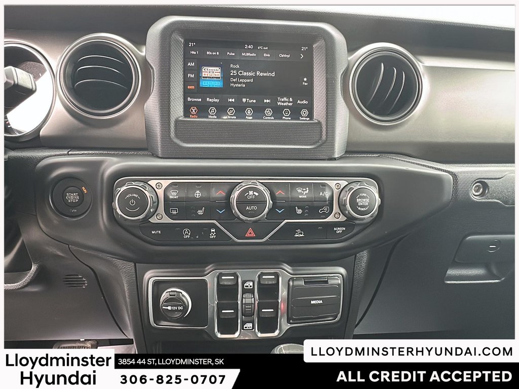 2023 Jeep Gladiator Sport S in Lloydminster, Saskatchewan - 18 - w1024h768px