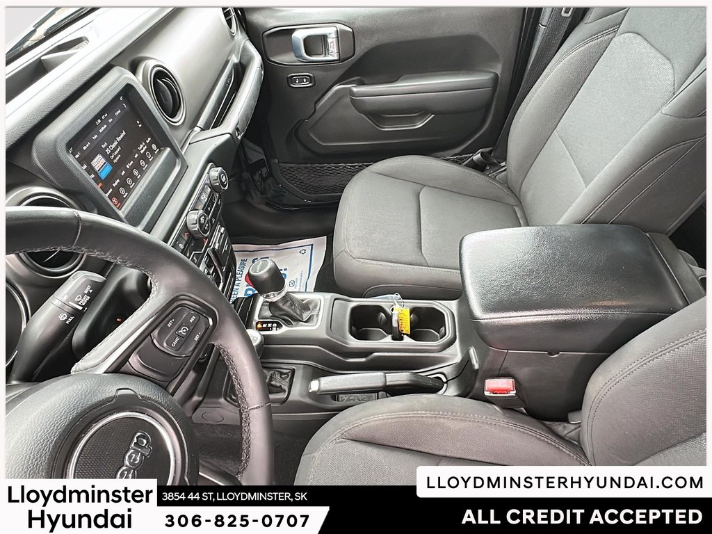 2023 Jeep Gladiator Sport S in Lloydminster, Saskatchewan - 11 - w1024h768px