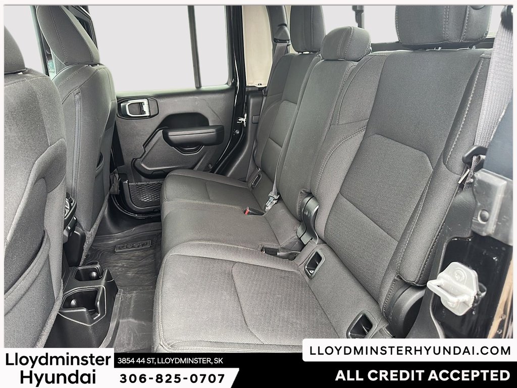 2023 Jeep Gladiator Sport S in Lloydminster, Saskatchewan - 22 - w1024h768px