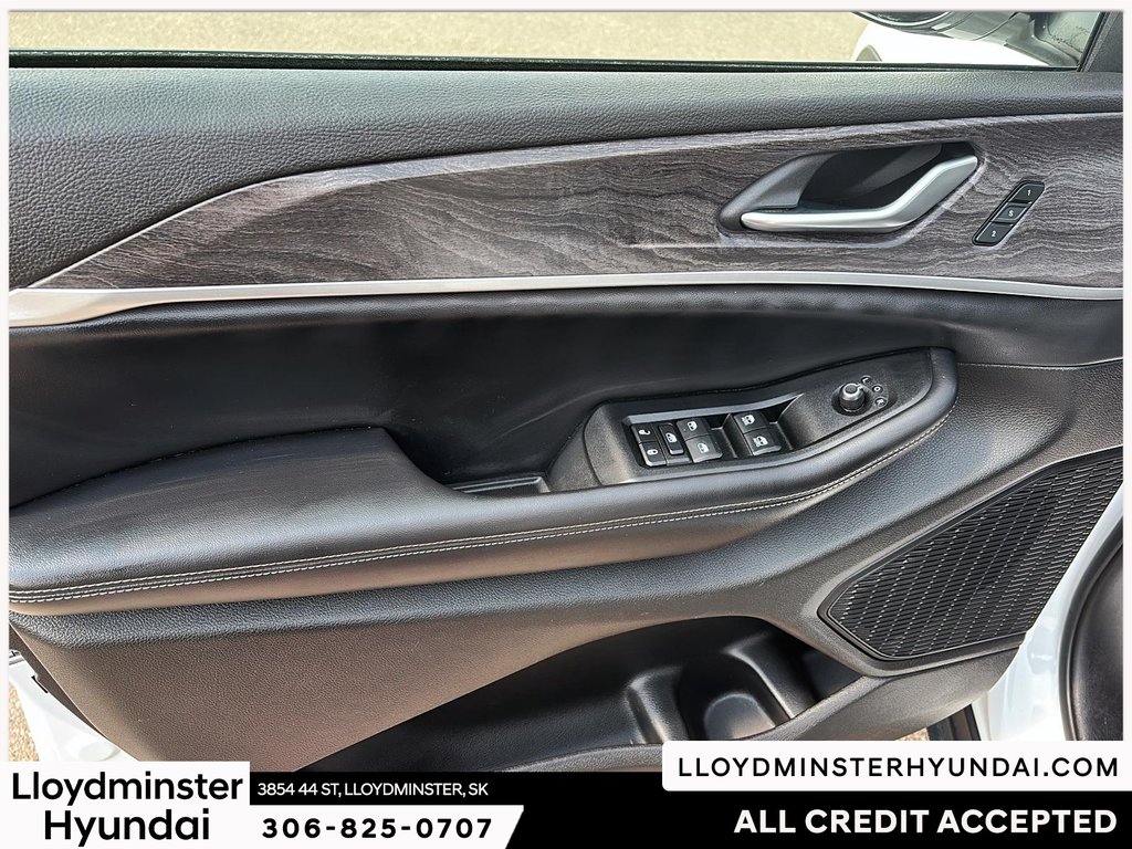 2024 Jeep Grand Cherokee L Limited in Lloydminster, Saskatchewan - 14 - w1024h768px