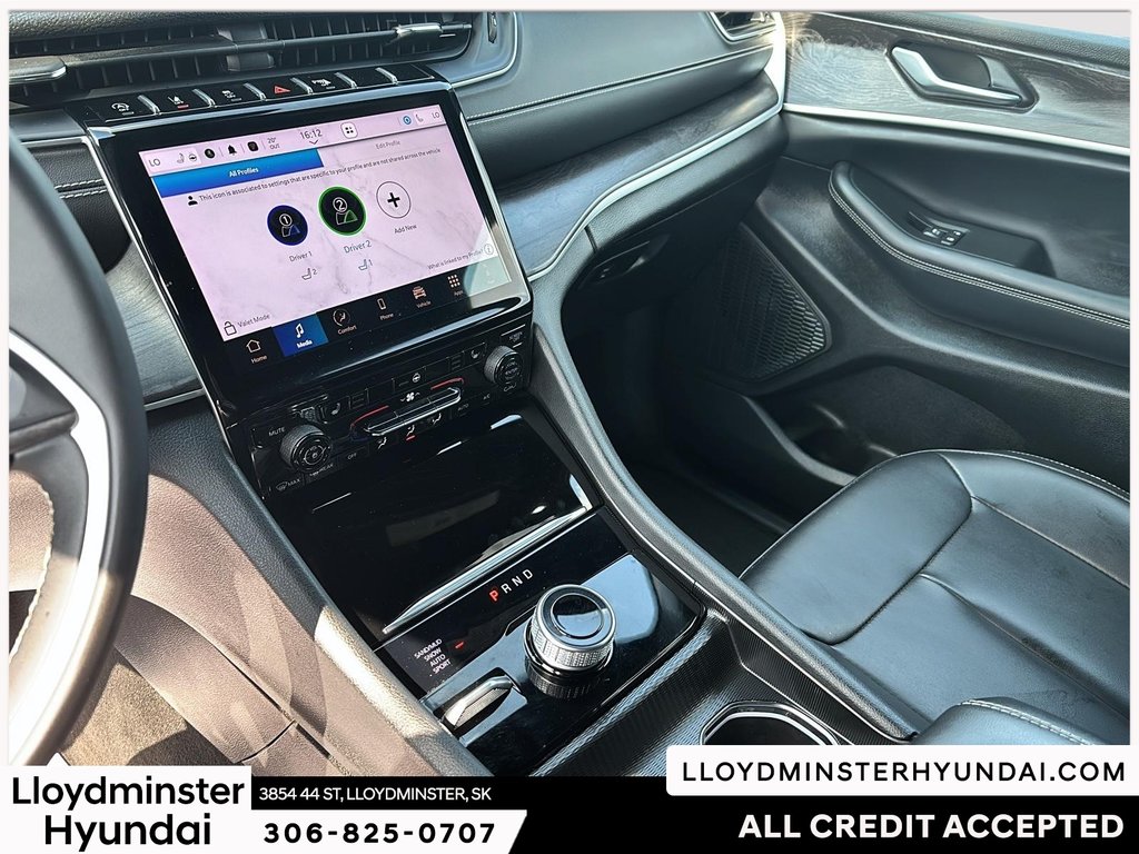 2024 Jeep Grand Cherokee L Limited in Lloydminster, Saskatchewan - 21 - w1024h768px