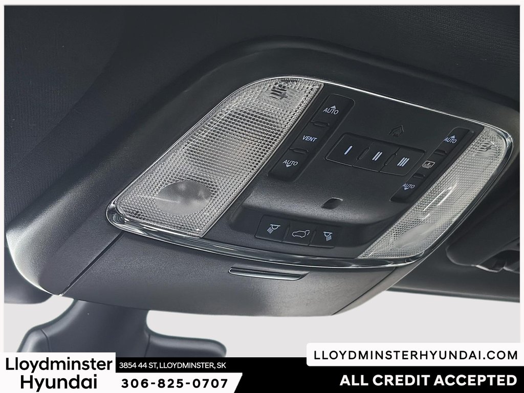 2018 Jeep Grand Cherokee Overland in Lloydminster, Saskatchewan - 28 - w1024h768px