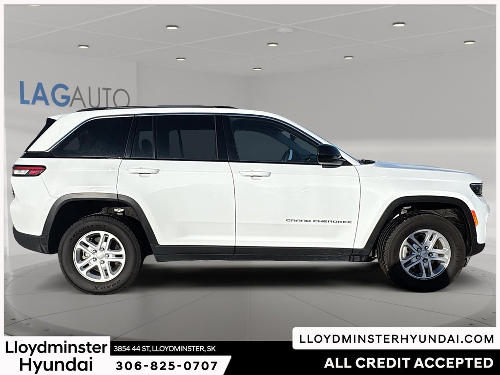 2023 Jeep Grand Cherokee Laredo in Lloydminster, Saskatchewan - 4 - w1024h768px