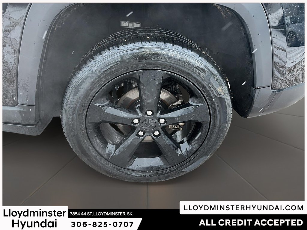 2023 Jeep Grand Cherokee Limited in Lloydminster, Saskatchewan - 10 - w1024h768px