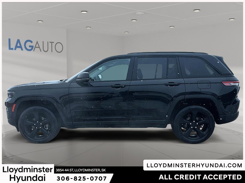 2023 Jeep Grand Cherokee Limited in Lloydminster, Saskatchewan - 8 - w1024h768px