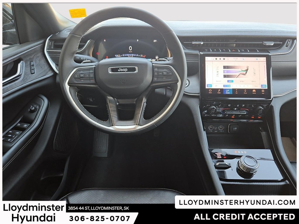 2024 Jeep Grand Cherokee Limited in Lloydminster, Saskatchewan - 14 - w1024h768px