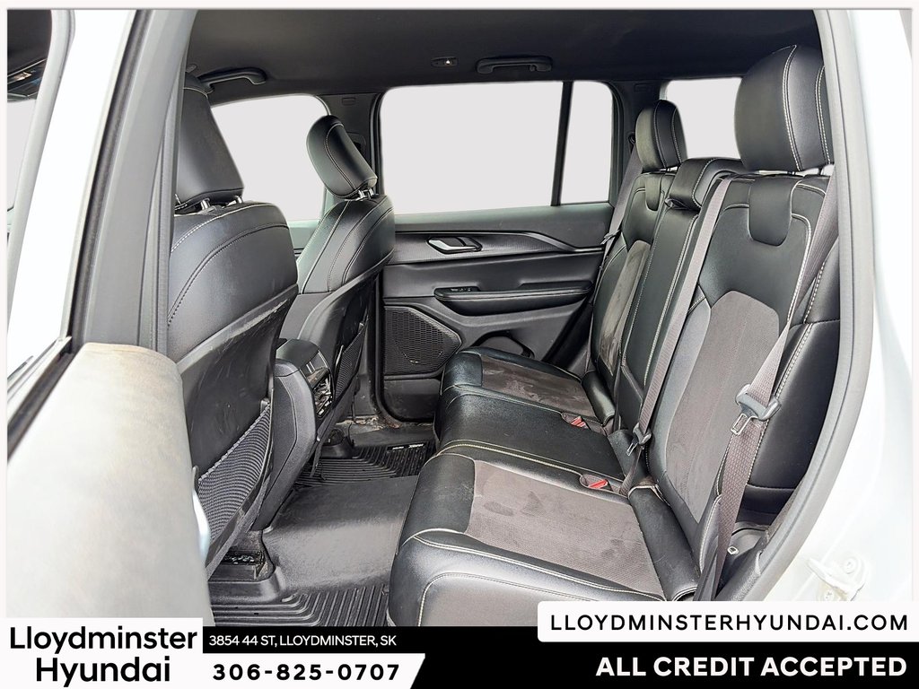 2024 Jeep Grand Cherokee Altitude in Lloydminster, Saskatchewan - 13 - w1024h768px