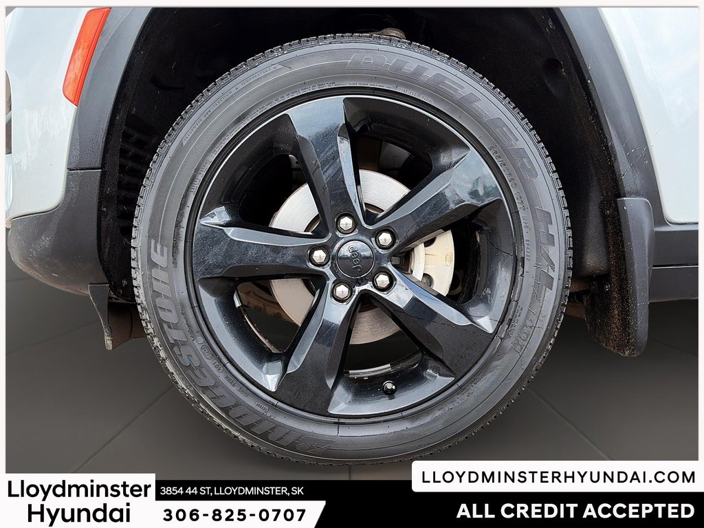 2024 Jeep Grand Cherokee Altitude in Lloydminster, Saskatchewan - 10 - w1024h768px