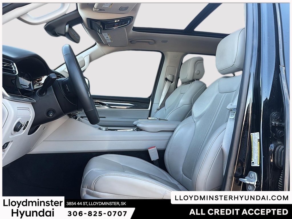 2022 Jeep Wagoneer Series II in Lloydminster, Saskatchewan - 12 - w1024h768px