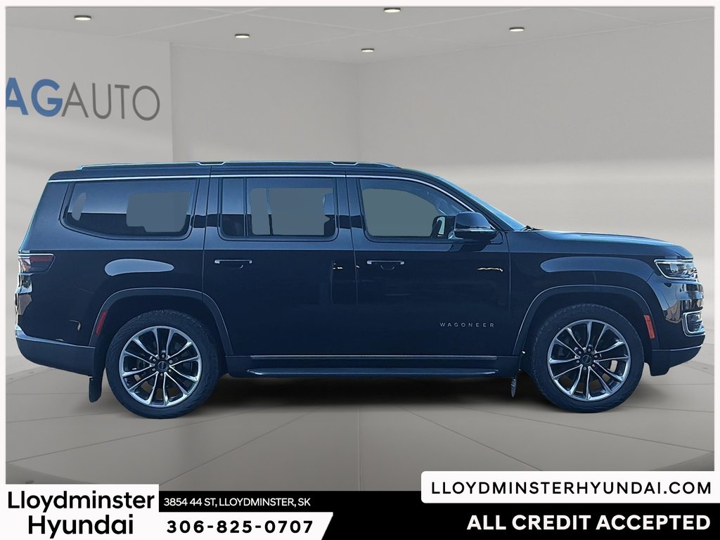 2022 Jeep Wagoneer Series II in Lloydminster, Saskatchewan - 4 - w1024h768px