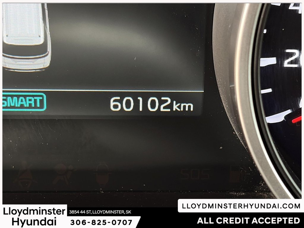 2024 Kia Carnival LX in Lloydminster, Saskatchewan - 19 - w1024h768px