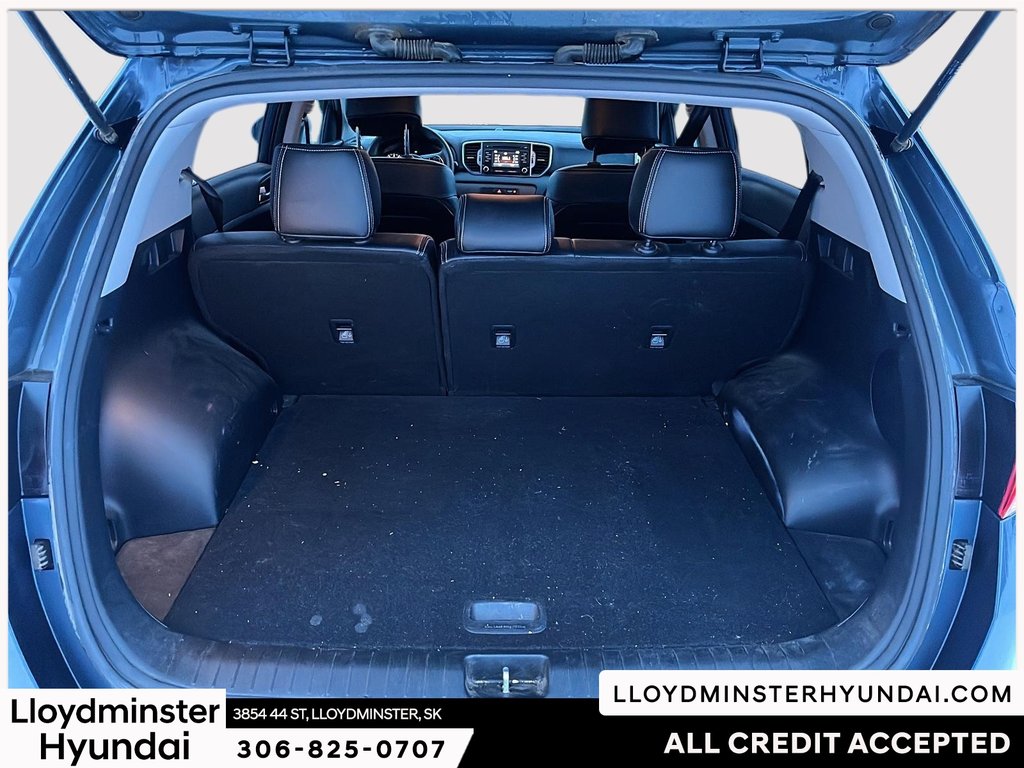 2018 Kia Sportage LX in Lloydminster, Saskatchewan - 9 - w1024h768px