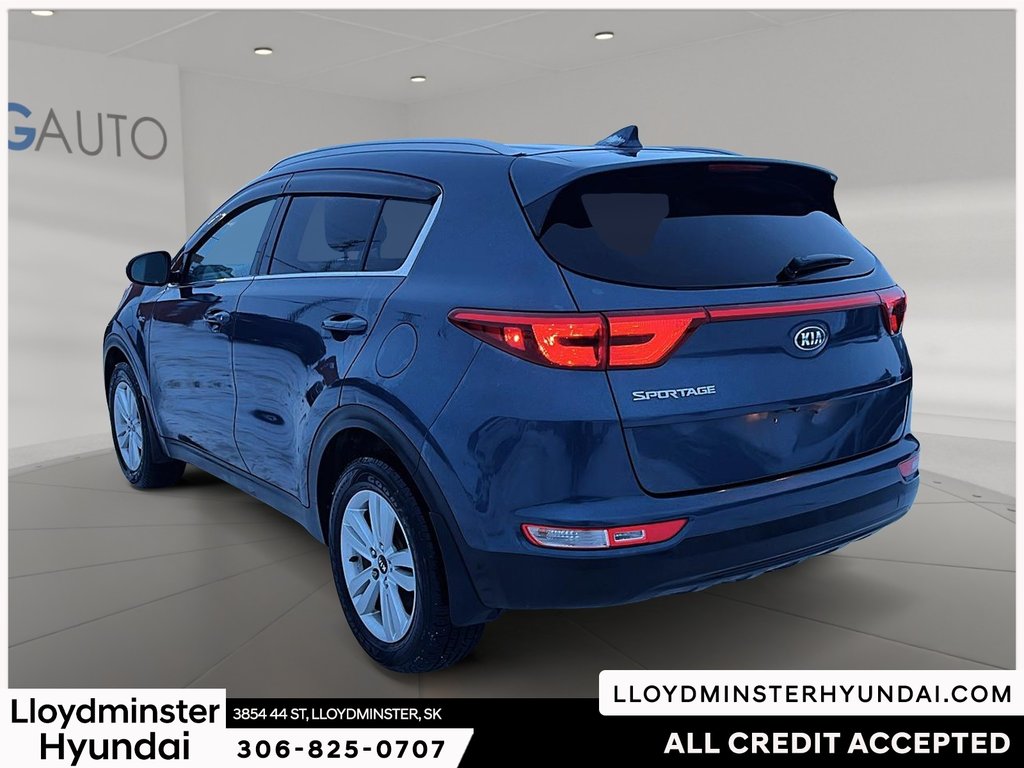 2018 Kia Sportage LX in Lloydminster, Saskatchewan - 7 - w1024h768px