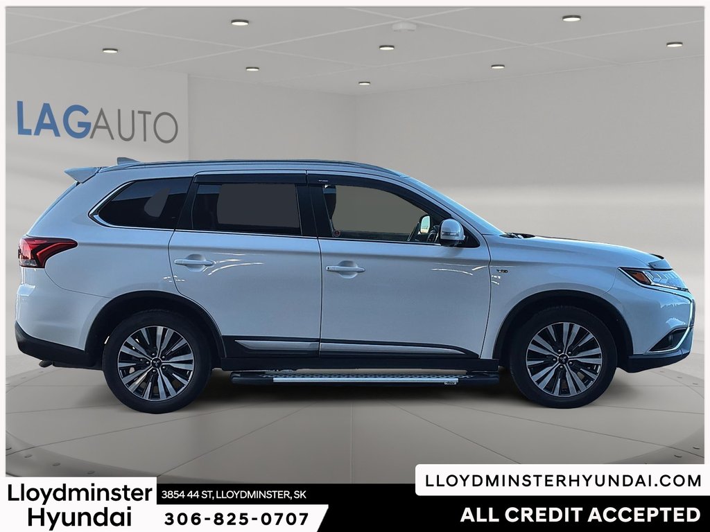 2020 Mitsubishi Outlander GT in Lloydminster, Saskatchewan - 4 - w1024h768px