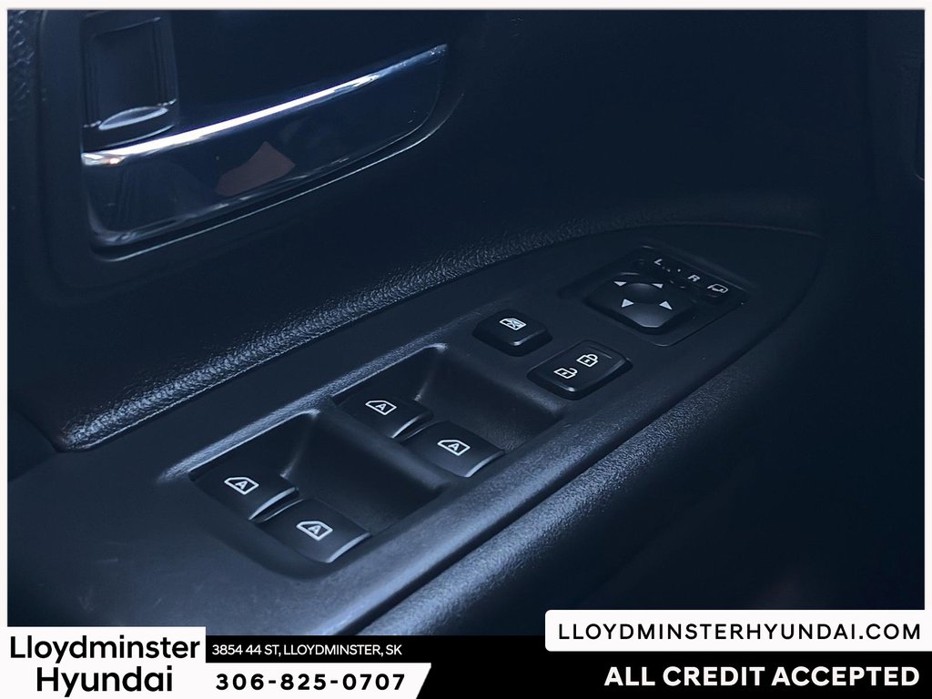 2020 Mitsubishi Outlander GT in Lloydminster, Saskatchewan - 12 - w1024h768px