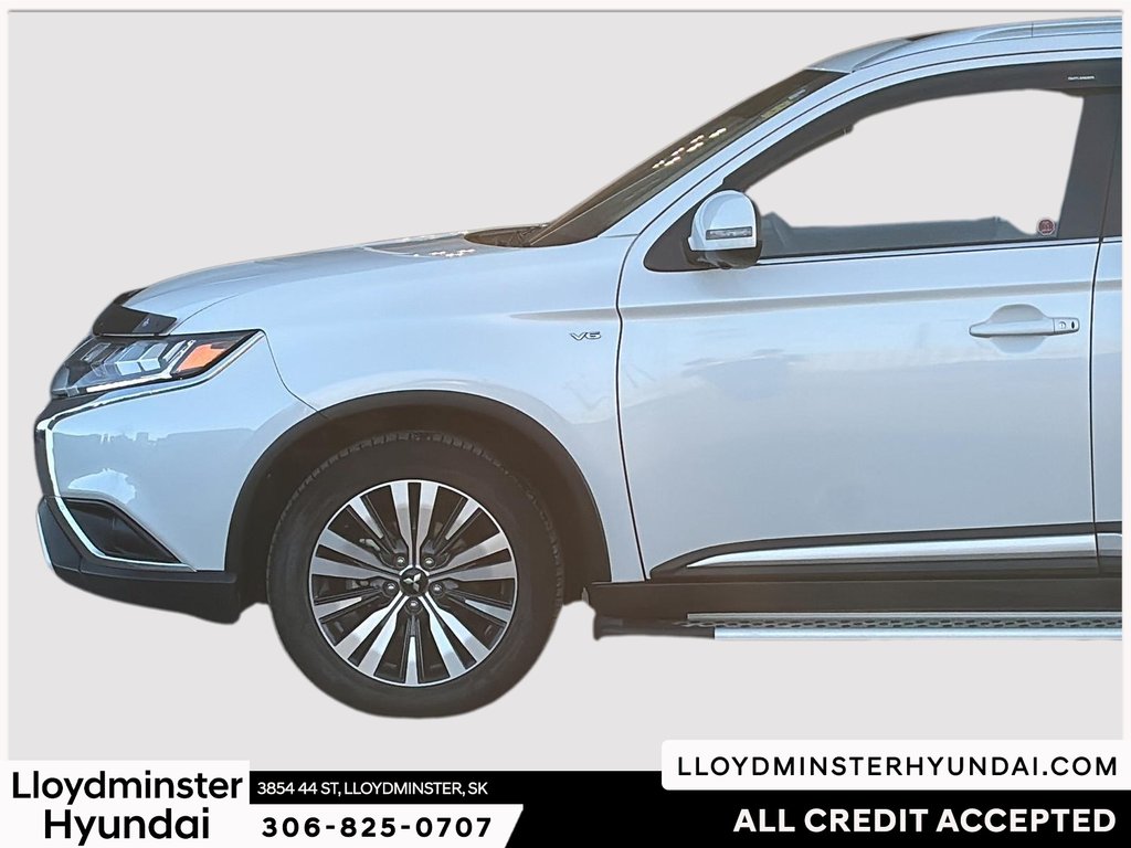 2020 Mitsubishi Outlander GT in Lloydminster, Saskatchewan - 9 - w1024h768px