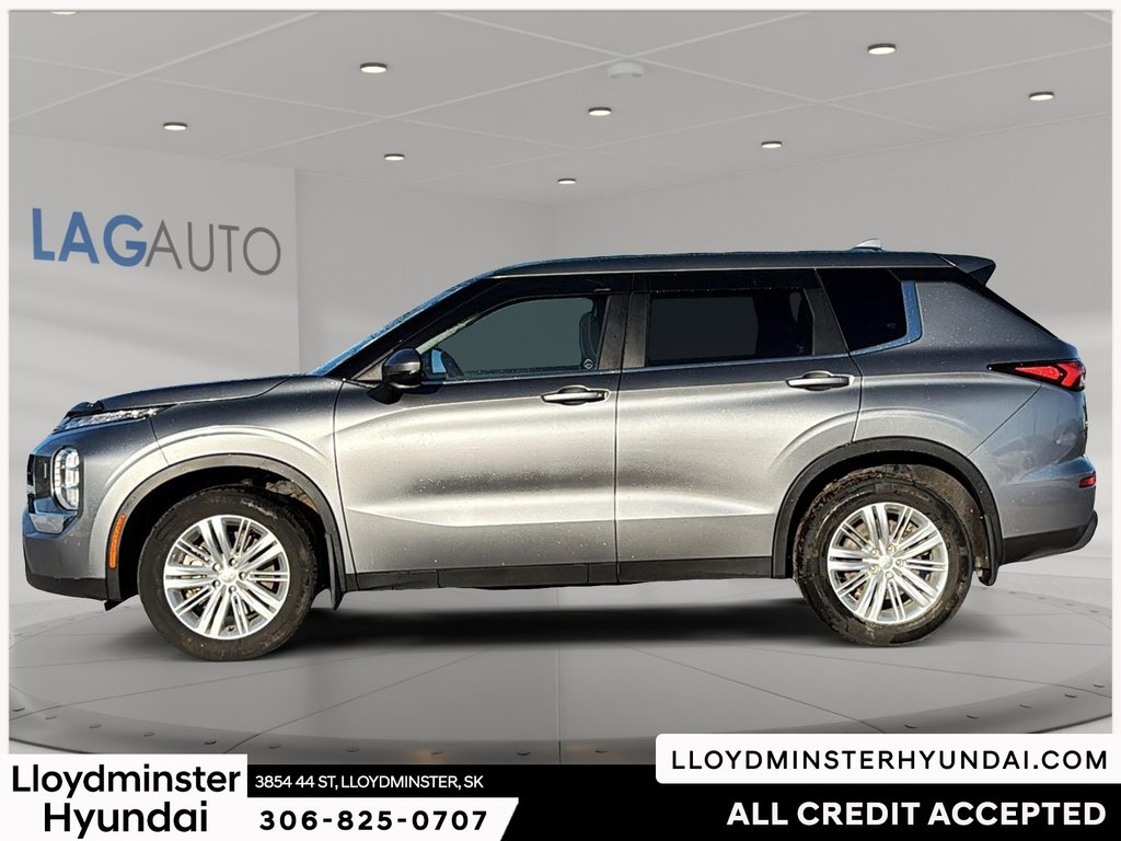 2022 Mitsubishi Outlander ES in Lloydminster, Saskatchewan - 8 - w1024h768px