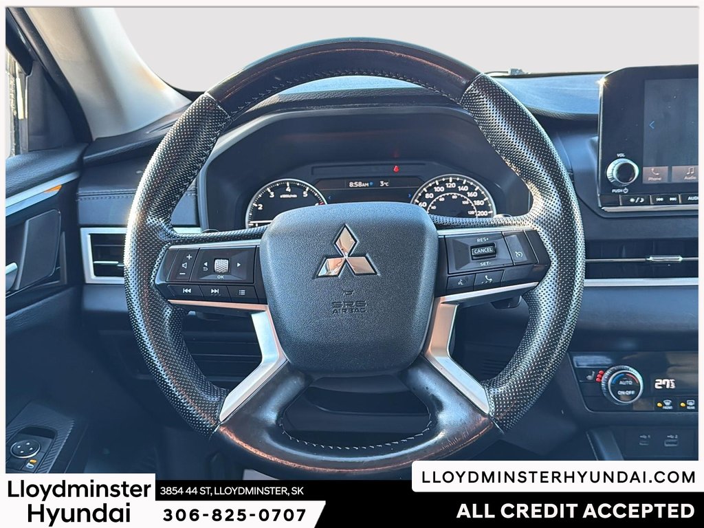 2022 Mitsubishi Outlander ES in Lloydminster, Saskatchewan - 14 - w1024h768px
