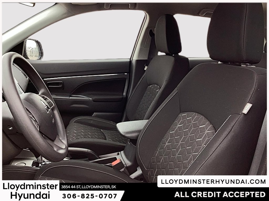 2024 Mitsubishi RVR ES in Lloydminster, Saskatchewan - 9 - w1024h768px