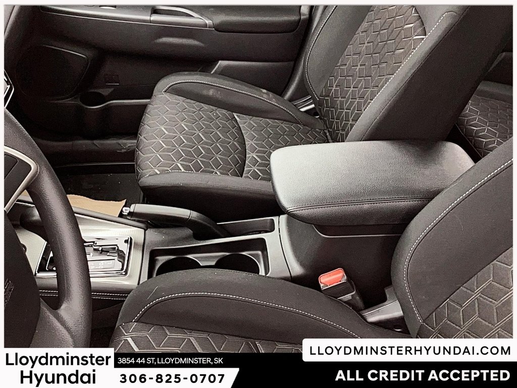 2024 Mitsubishi RVR ES in Lloydminster, Saskatchewan - 12 - w1024h768px