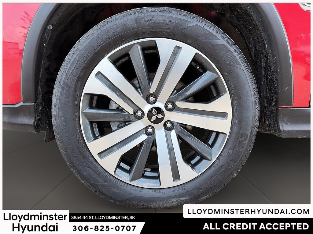 2024 Mitsubishi RVR GT in Lloydminster, Saskatchewan - 10 - w1024h768px