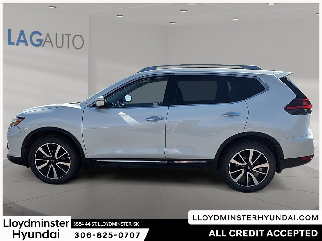 2018 Nissan Rogue SL in Lloydminster, Saskatchewan - 8 - w1024h768px