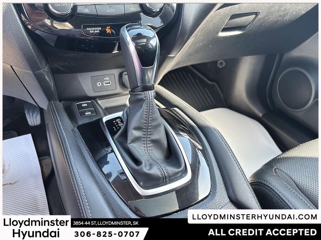 2018 Nissan Rogue SL in Lloydminster, Saskatchewan - 17 - w1024h768px