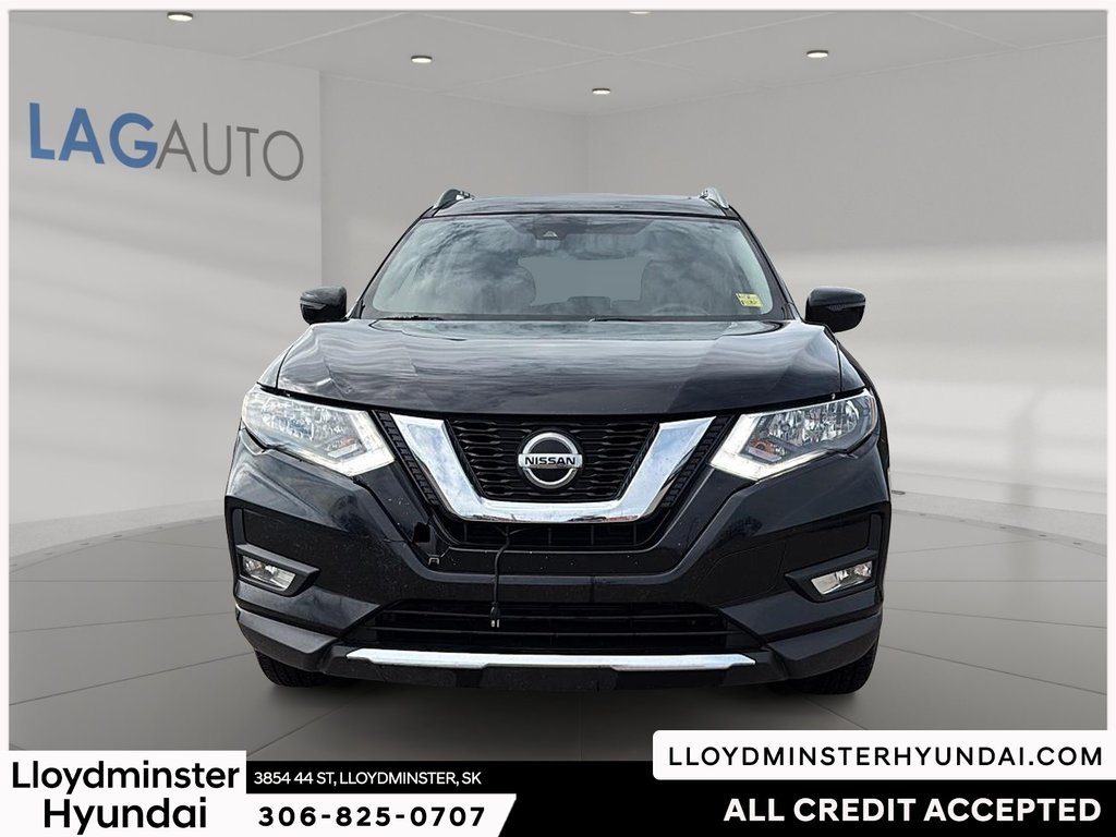 2019 Nissan Rogue SV in Lloydminster, Saskatchewan - 3 - w1024h768px