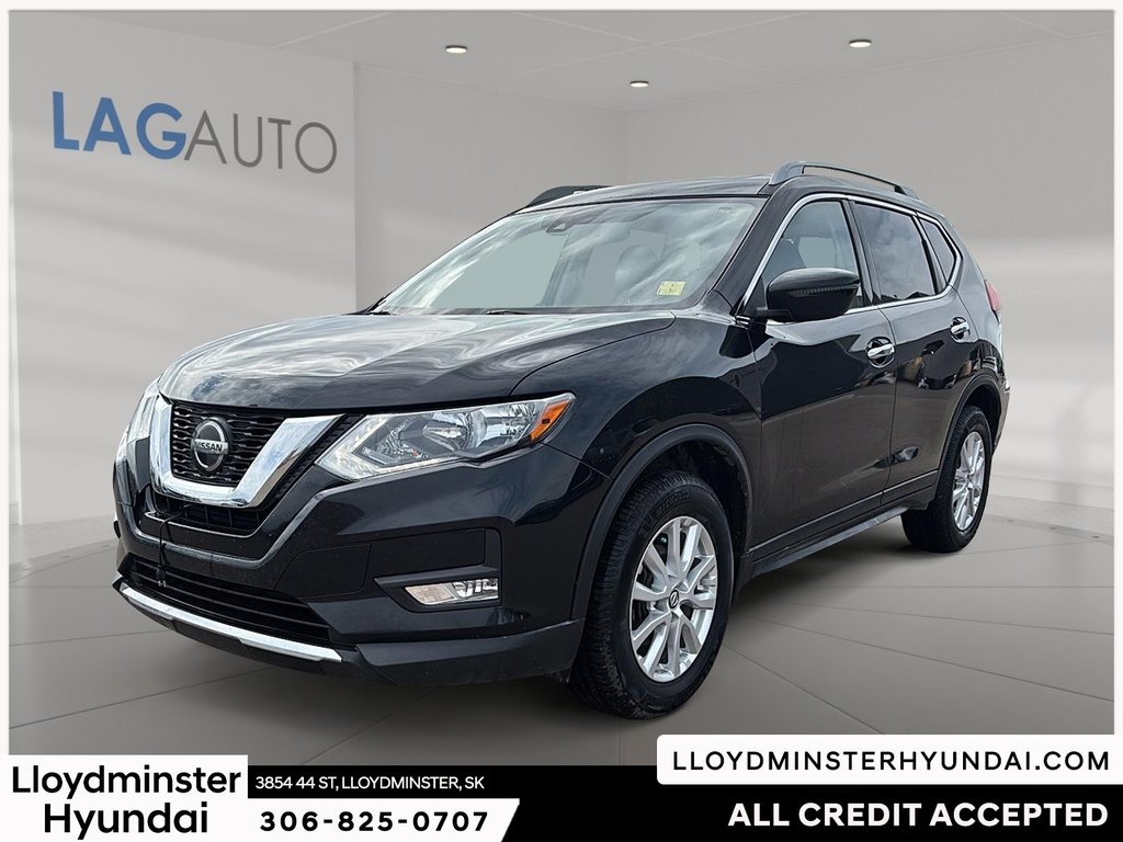 2019 Nissan Rogue SV in Lloydminster, Saskatchewan - 2 - w1024h768px