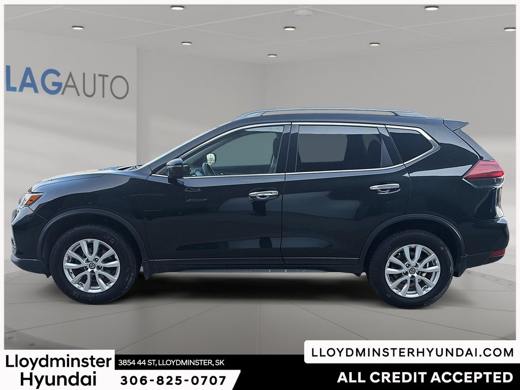 2019 Nissan Rogue SV in Lloydminster, Saskatchewan - 8 - w1024h768px
