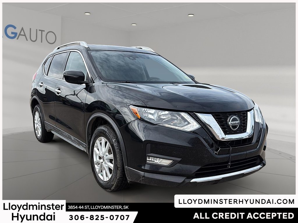 2019 Nissan Rogue SV in Lloydminster, Saskatchewan - 4 - w1024h768px