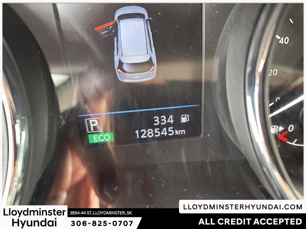 2019 Nissan Rogue SV in Lloydminster, Saskatchewan - 16 - w1024h768px
