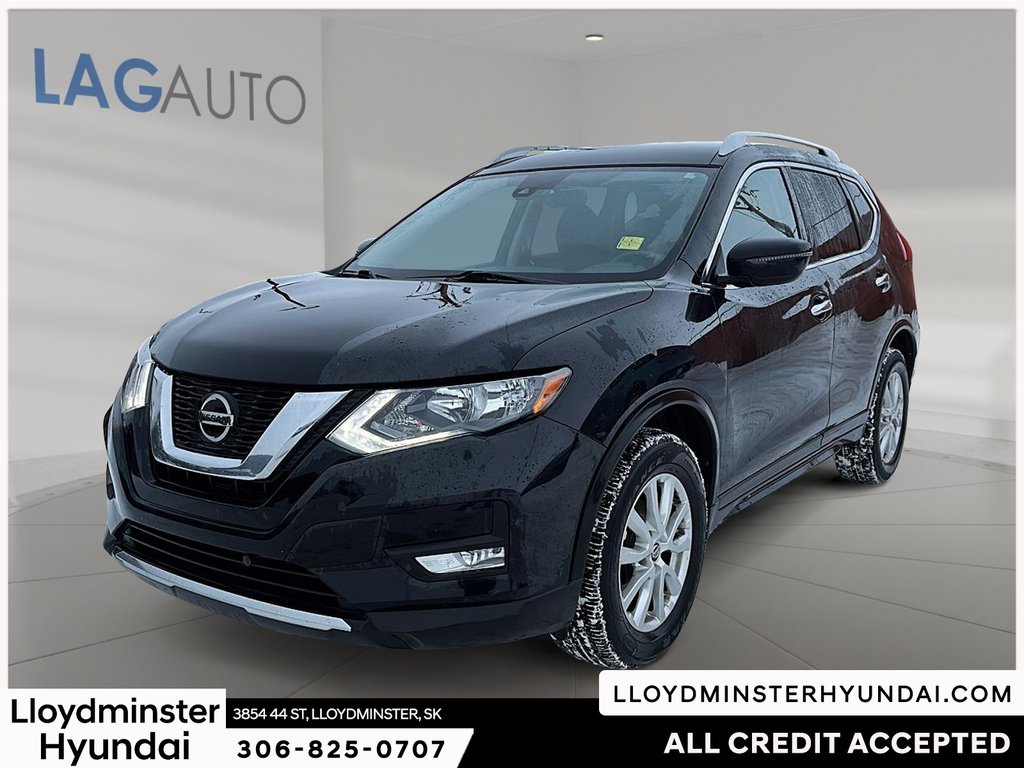 2019 Nissan Rogue SV in Lloydminster, Saskatchewan - 1 - w1024h768px