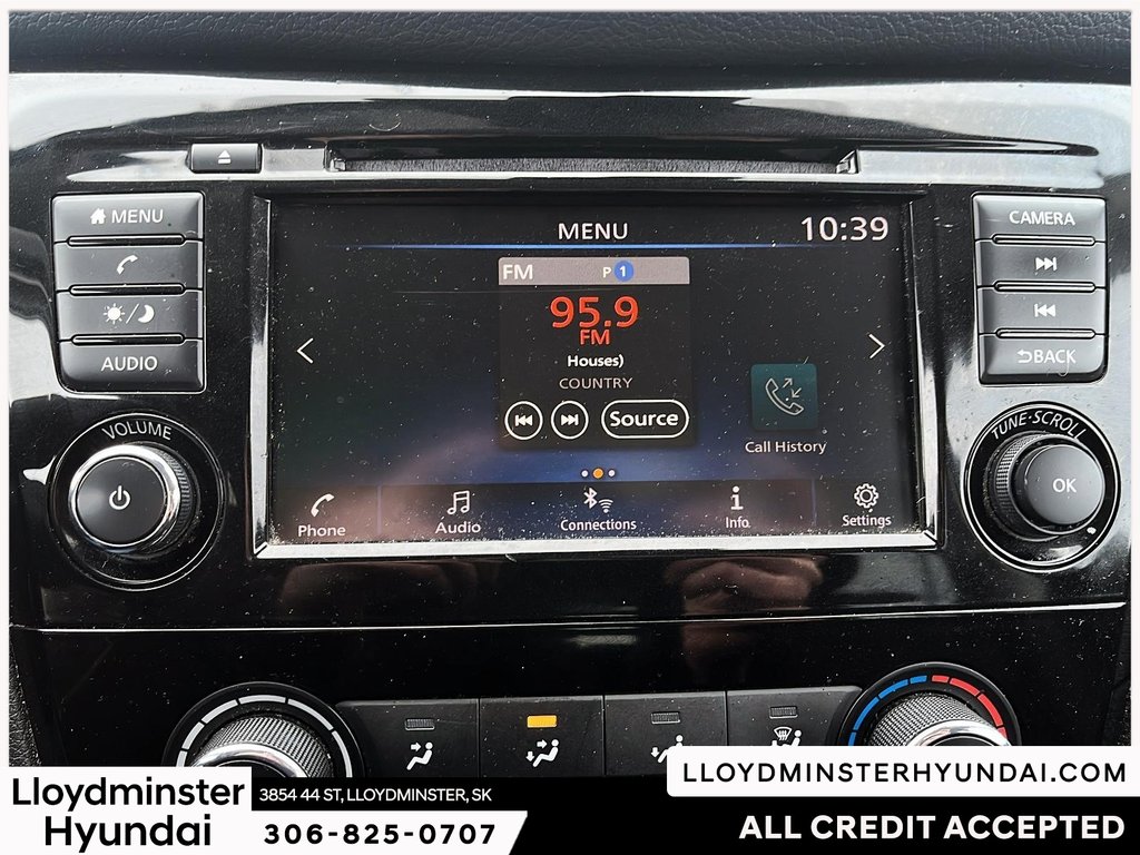 2019 Nissan Rogue SV in Lloydminster, Saskatchewan - 22 - w1024h768px