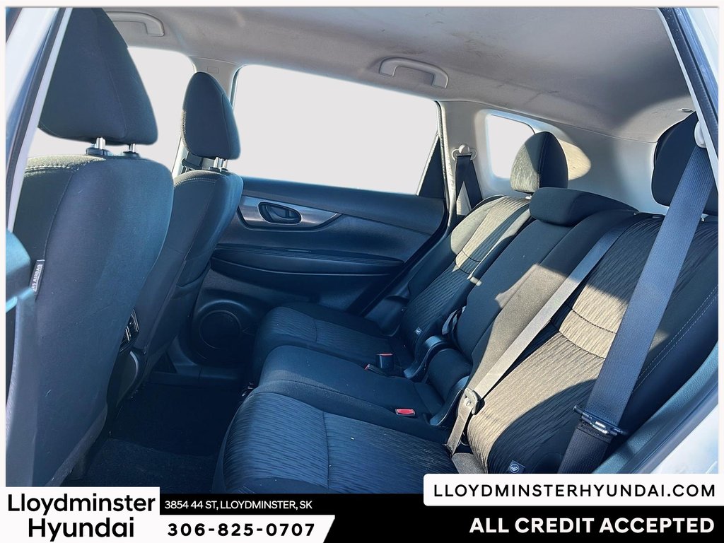 2020 Nissan Rogue S in Lloydminster, Saskatchewan - 12 - w1024h768px
