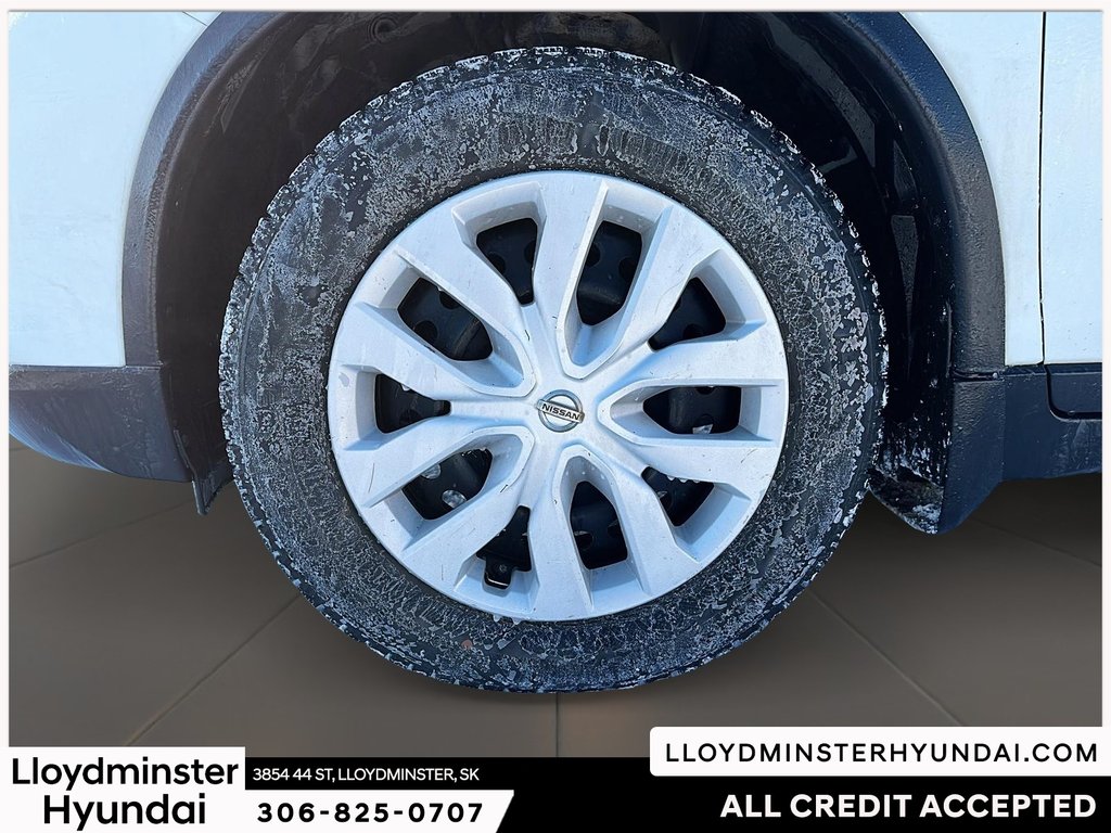 2020 Nissan Rogue S in Lloydminster, Saskatchewan - 10 - w1024h768px