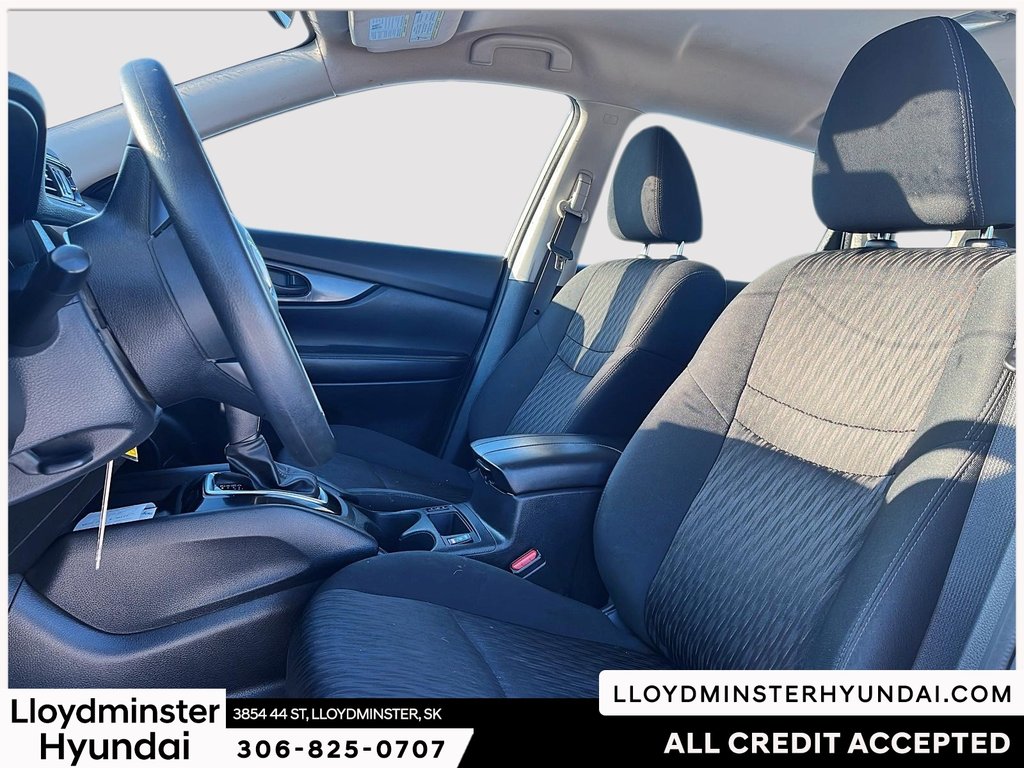2020 Nissan Rogue S in Lloydminster, Saskatchewan - 11 - w1024h768px
