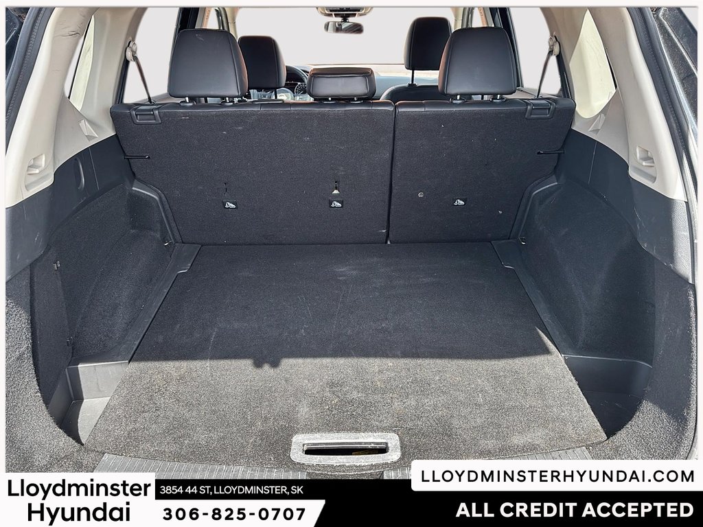 2023 Nissan Rogue SV Midnight Edition in Lloydminster, Saskatchewan - 9 - w1024h768px