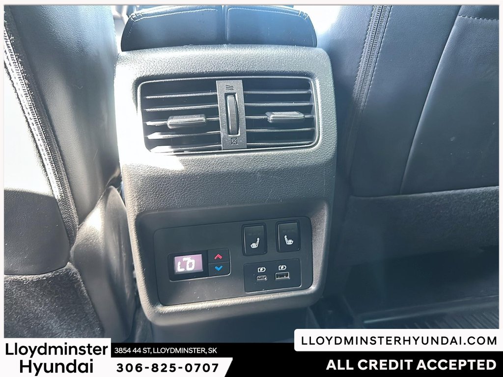 2023 Nissan Rogue Platinum in Lloydminster, Saskatchewan - 23 - w1024h768px