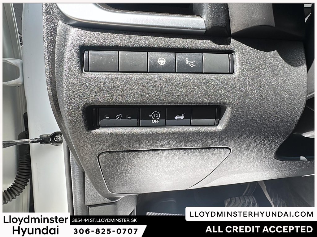 2023 Nissan Rogue Platinum in Lloydminster, Saskatchewan - 19 - w1024h768px
