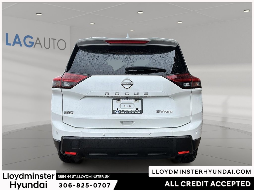 2024 Nissan Rogue SV in Lloydminster, Saskatchewan - 6 - w1024h768px