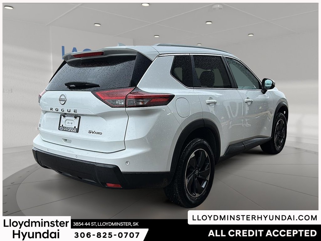 2024 Nissan Rogue SV in Lloydminster, Saskatchewan - 5 - w1024h768px
