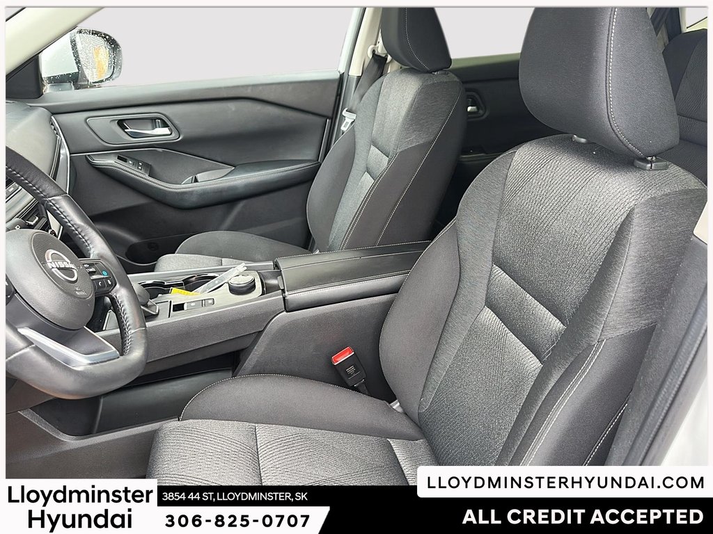 2024 Nissan Rogue SV in Lloydminster, Saskatchewan - 11 - w1024h768px